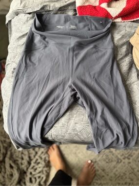 Old navy Gray High-Rise Workout Leggings